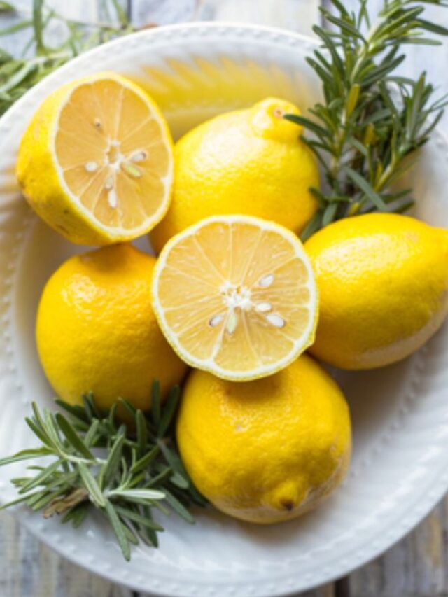 Nimbu Ka Beej: नींबू का रस निकालने के बाद आप भी फेंक देते हैं बीज, तो जान लें हैरान कर देने वाले फायदे