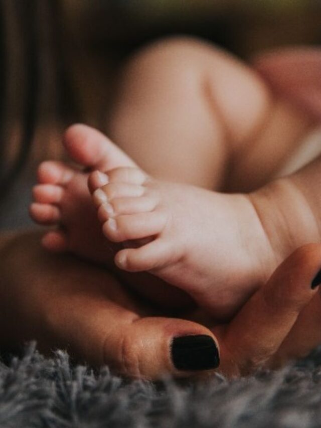 Santan Prapti ke Upay: शुक्रवार के दिन पति-पत्नी कर लें ये काम, जल्द गूंजेंगी घर में किलकारियां