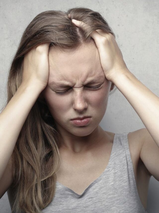 चिंता और तनाव की करनी है छुट्टी, तो डाइट में शामिल करें ये चीजें