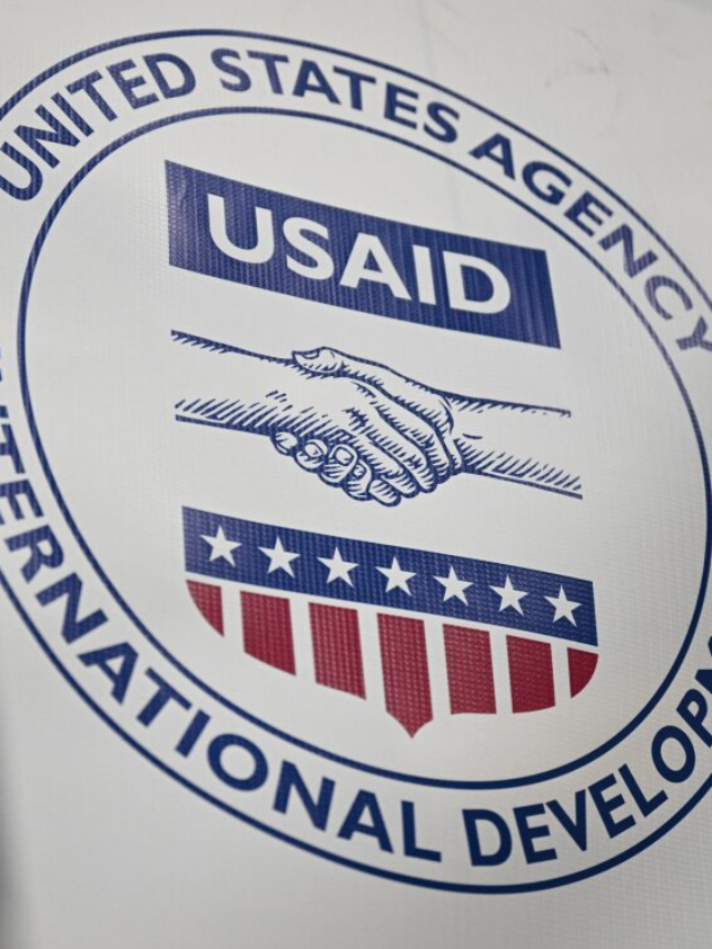 USAID Shut Down: मची है DOGE और USAID के बीच जंग,  ट्रंप की हामी से 100 देशों में हाहाकार