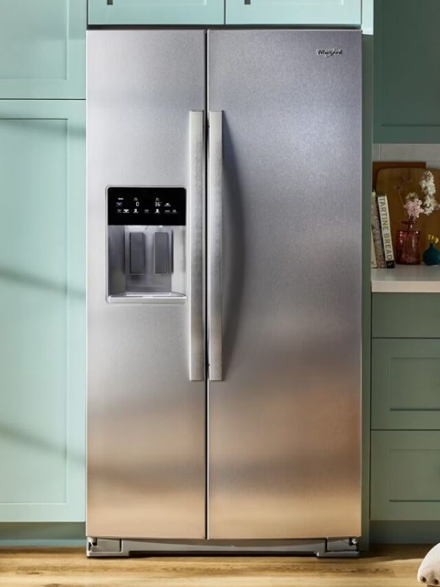 फ्रिज के ऊपर भूलकर भी न रखें ये चीजें, वरना हो सकता है भारी नुकसान