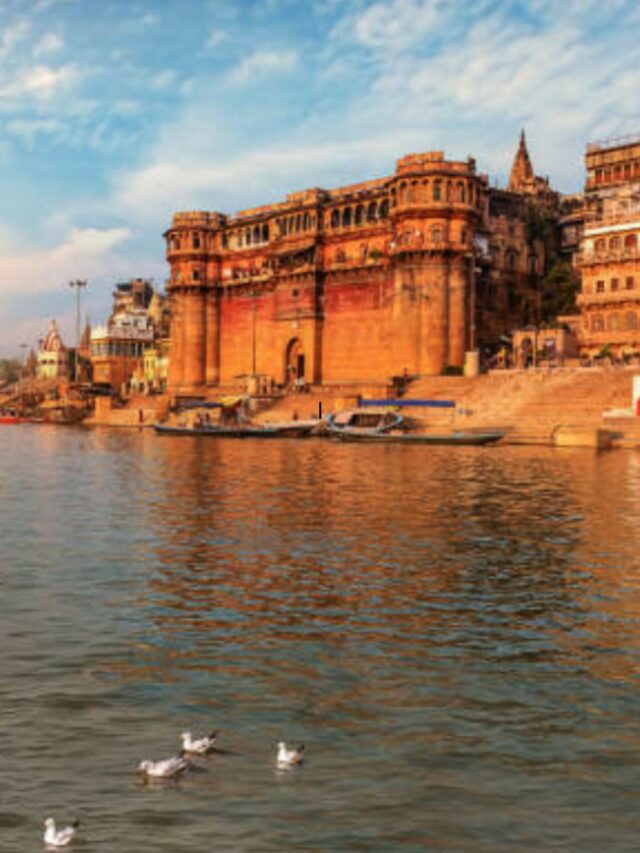 क्यों पवित्र माना जाता है गंगा नदी का पानी, क्या है गंगाजल को घर में रखने का नियम?