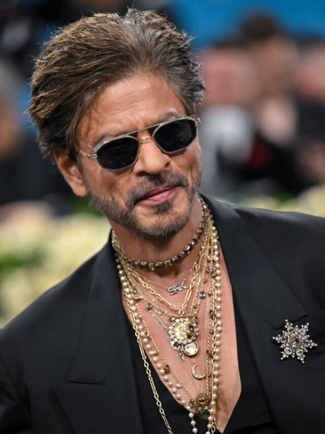 बेहद लग्जरी लाइफ जीते हैं Shah Rukh Khan, जानिए किंग खान की नेटवर्थ