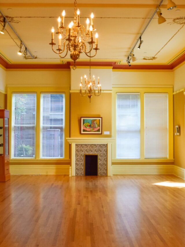 अगर घर के इस स्थान पर रखते हैं भारी सामान, तो हो जाए सावधान