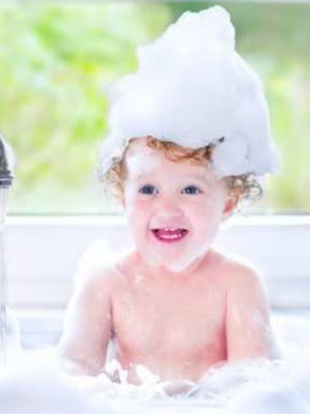 सफेद रंग का ही क्यों होता है साबून का झाग? जानें वजह