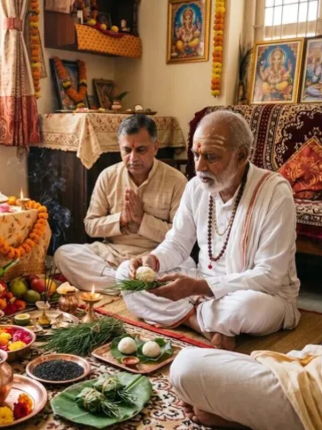 पितृ दोष के 7 संकेत, घर में बार-बार हो रही हैं ये घटनाएं तो समझें इशारा